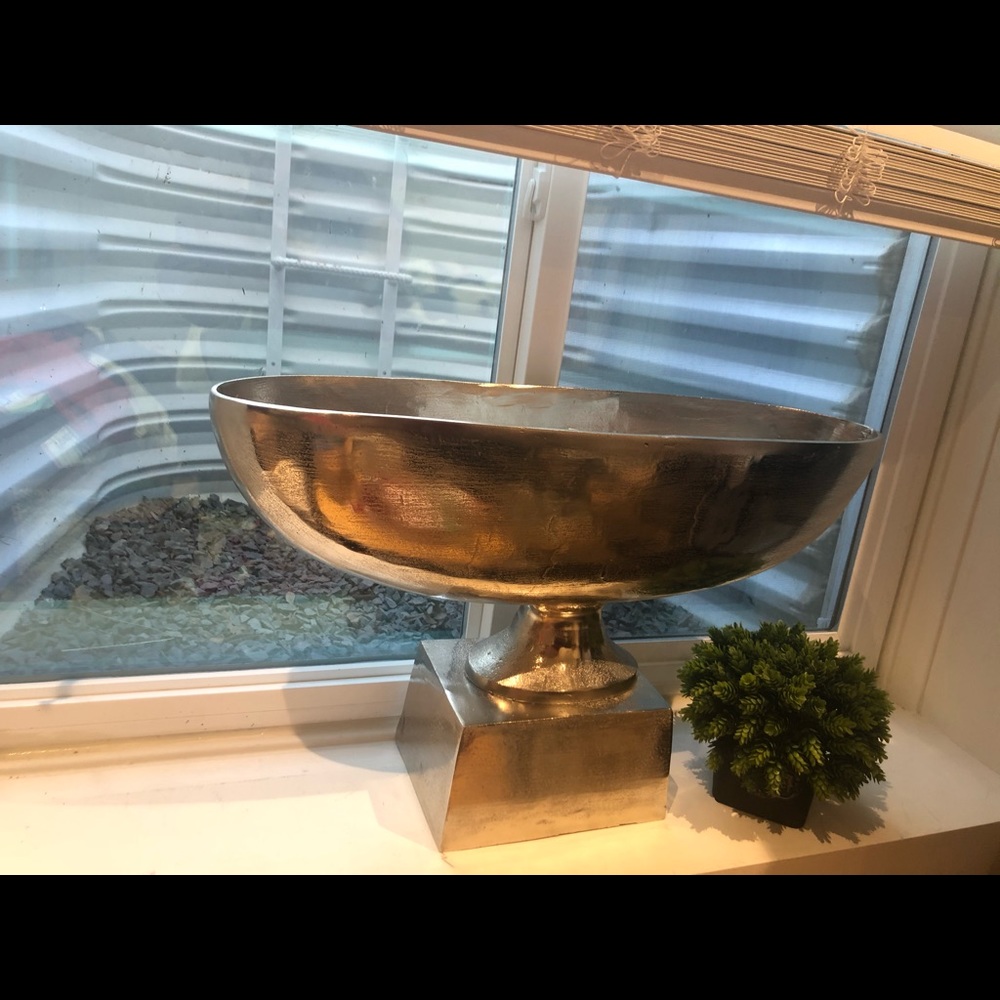 Silver oblong pedestal bowl/urn 29x17x8” UK import - Picture 3 of 3